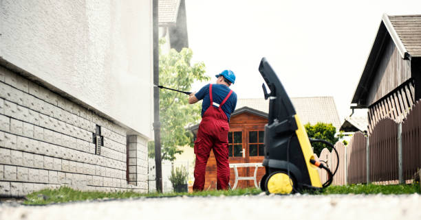 Best Soft Washing  in Charlestown, IN